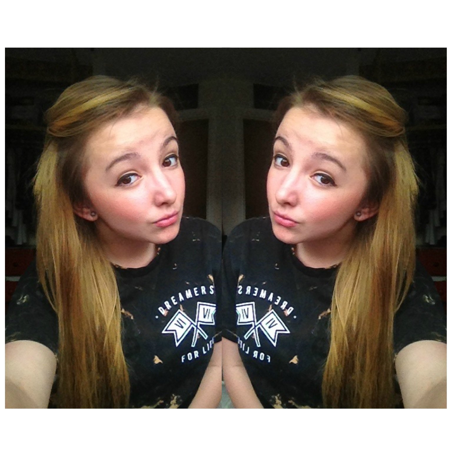 LeSuperAmazingC's profile picture. Chloe ~ college student *cringe* ~ socially ambiguos and more awkward than this turtle *insert turtle*