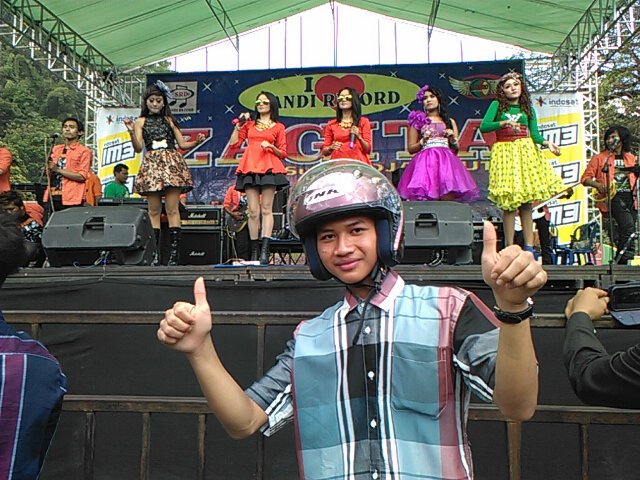 yongki_96's profile picture. ªķΰ adalah ªķΰ...bukan dia..jangan samakan ªķΰ S̤̥̈̊ƌ̲̣̣̣̥ṁ̭̥̈̅̄ɑ dia...☺kε