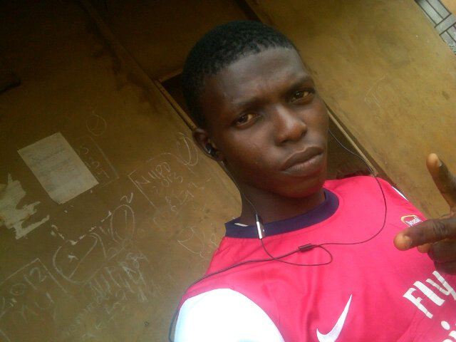 I am a nice guy jst want to be on my own and I love ARSENAL GUNNERS till SATAN repent