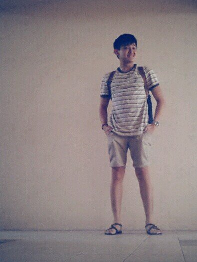 Love God, love my family, love food, love sports and to just have fun. :)