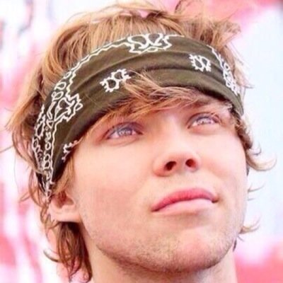 Hacked and going to deactive this account bc i want to