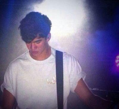 you're so perfect in my eyes.