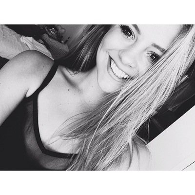 une fille banale.