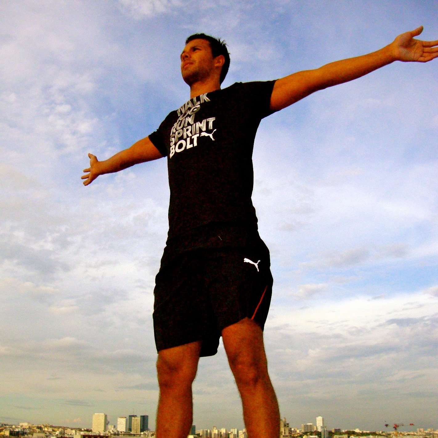 Osteopath around the world
ex enseignant et responsable des stages sportifs à l'institut d'osteopathie de rennes  
ex osteopathe EAG