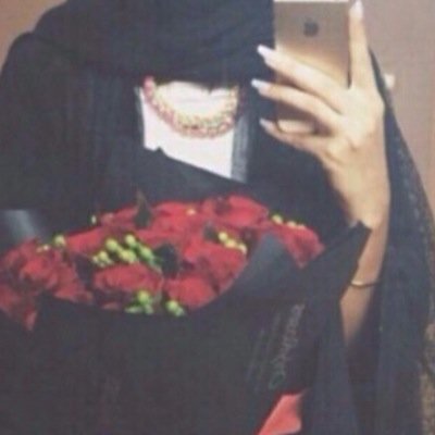 آني لوصلُك منتظرةَ..