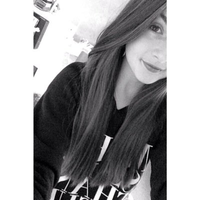 I sing, act, dance and follow back :)