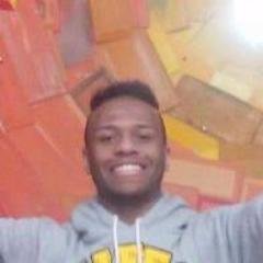 Jornalista social-democrata, estudante de química e colunista do blog política inversa.