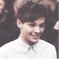 follow @twerklou