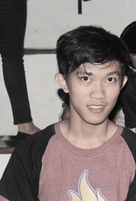Alumnus smpn16(2010) , smkn5(2014) surabaya