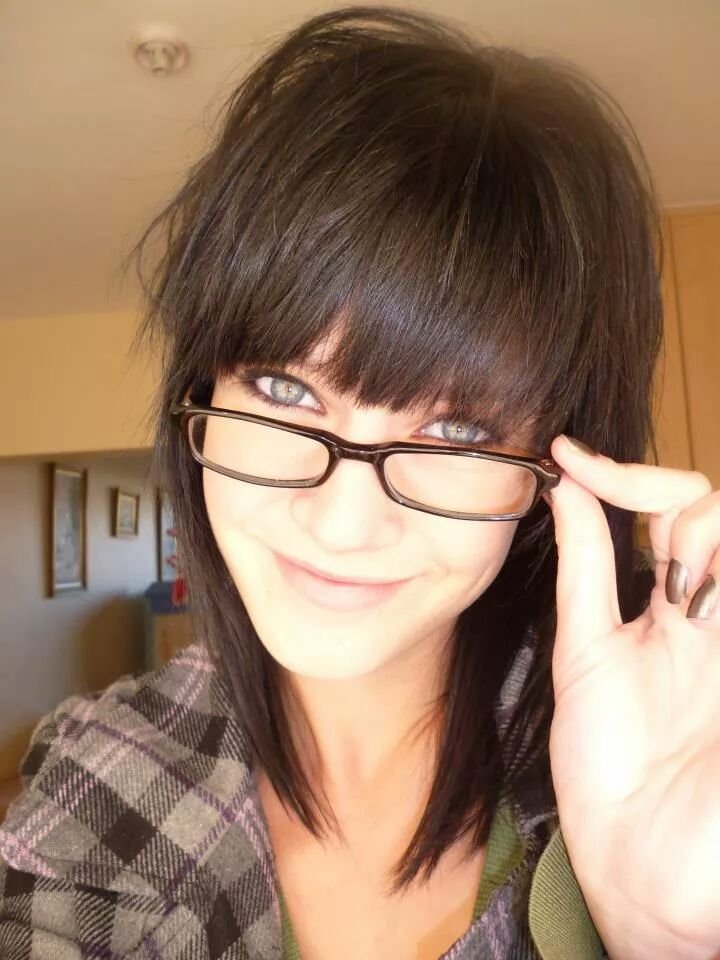 LadyLauri02's profile picture. Random lady from South Africa. No, we don't keep lions in our gardens. My biggest fear is to find out unicorns don't exist.