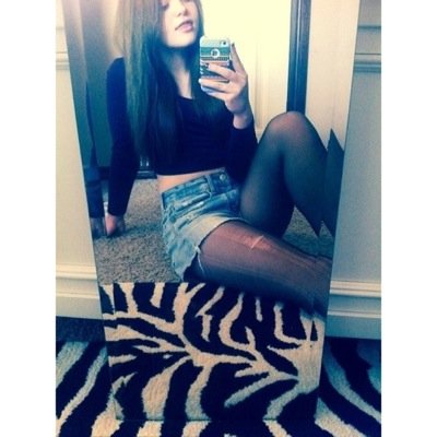 taylorgarrets's profile picture. im on my own.