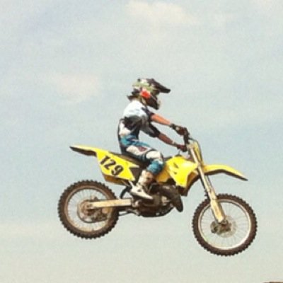 Im 16. I race motocross and play football and golf. I have an amazing friend Rachel Williams. And taken by Sarah Belle Nall as of 12-17-13. Go to Lincoln High