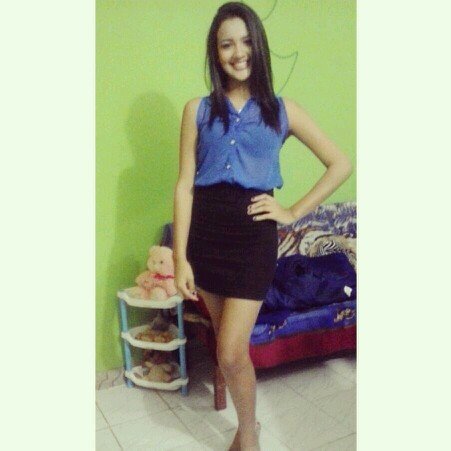 Instagram: @britez15 Facebook:Belen Britez :')