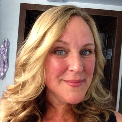 Environmental psychologist and statistics professor at UW-Green Bay, nature and dog lover 🐶🌻🌳