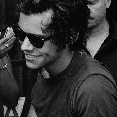 dimpleeharry's profile picture. You only live once, so do it right, because that's not much you can do. ⠀⠀⠀⠀⠀⠀⠀⠀⠀⠀⠀⠀⠀⠀⠀⠀⠀⠀⠀⠀⠀⠀⠀⠀⠀⠀⠀⠀⠀⠀I have so many things i would love to tell Harry.