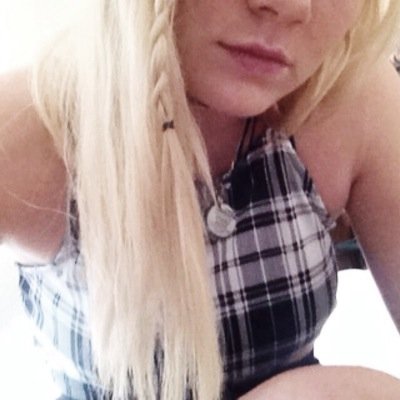 dirtypopz's profile picture. 