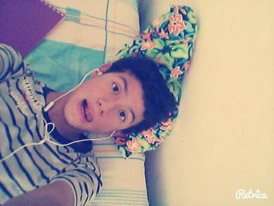 soy un chico buena onda y me gusta katy perry  y no me importa nada