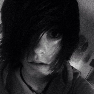 Aye I'm Carley and I totally wish I was a guy so I could fuck Josh Osbourne. Shout Out to Josh for being a beautiful human being.