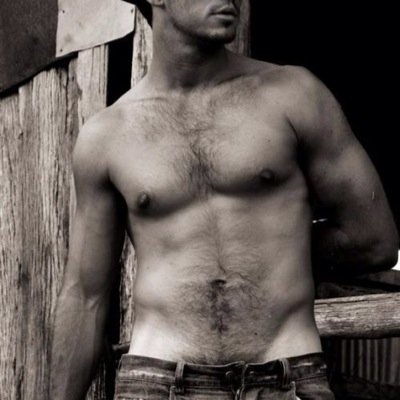 Mississippi country boy bringing manners back, one yes maam at a time. #followback #teamchevy