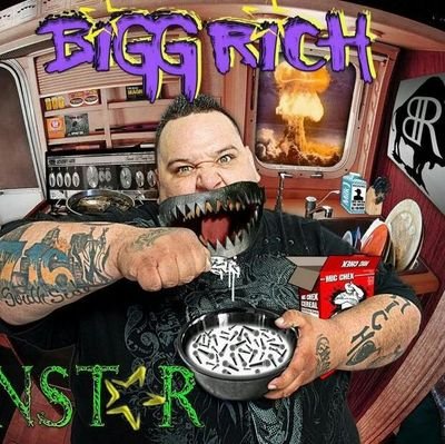 BiGG RiCH is an absolute force to be reckoned with in the world of Underground Hip Hop. This artist will soon be a household name, take note!!!