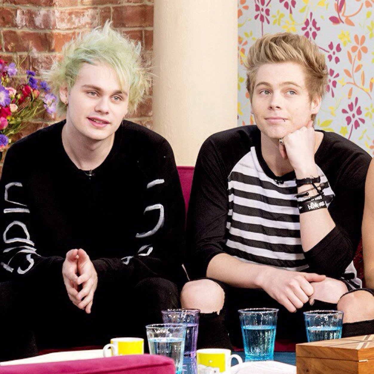 5SOS is the reason my heart hurts