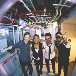 Fans de la banda mas hermosa del mundo  ! #Elara