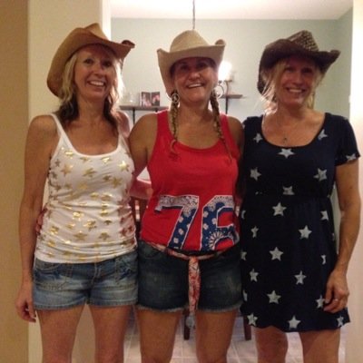 SutorLiz's profile picture. 