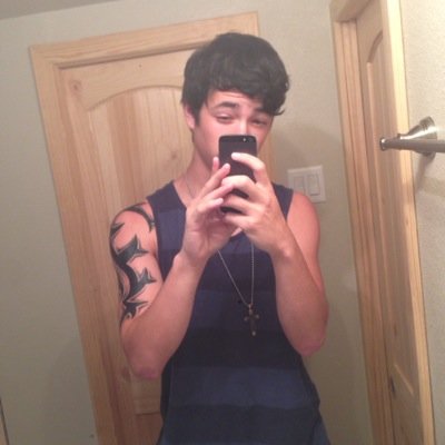 LilDaddySkyler's profile picture. Help change the world