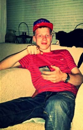 Raw like cocaine straight from Bolivia     
                            

                           G4H!❤ 

     Biggest hardstyle/rawstyle lover 3