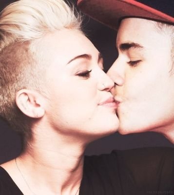 Casal 4:20 Justin Bieber e Miley Cyrus ♥ amo MUUITOO