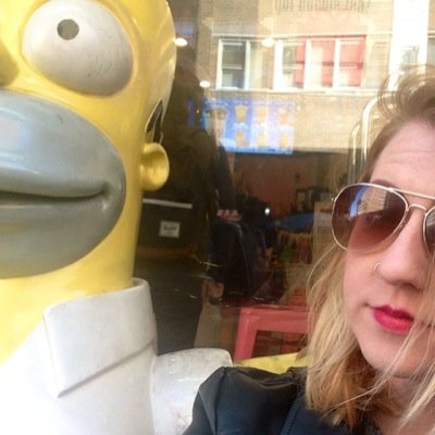 madhairs's profile picture. perpetually having a good hair day.