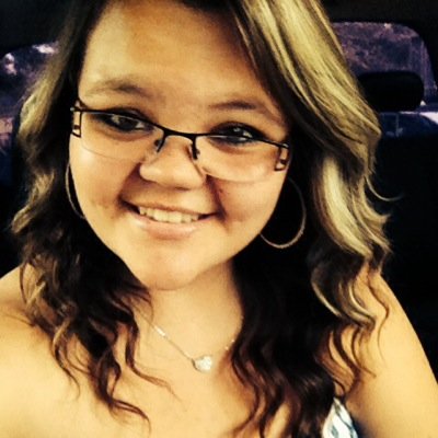 18 year old Canadian!! loves hanging at my camp and with family and friends..Follow me i follow back :D