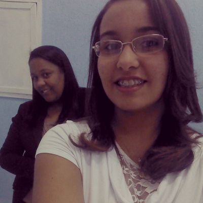 È estranho , mas não posso imagina minha vida sem a musica. Porque CANTAR é o que SOU. A minha vida se resume em Louvar ao Senhor ! http://t.co/9kJbJvz9J3