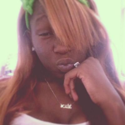 Follow me on twitter 3 if u kno wats good foe ya ;)