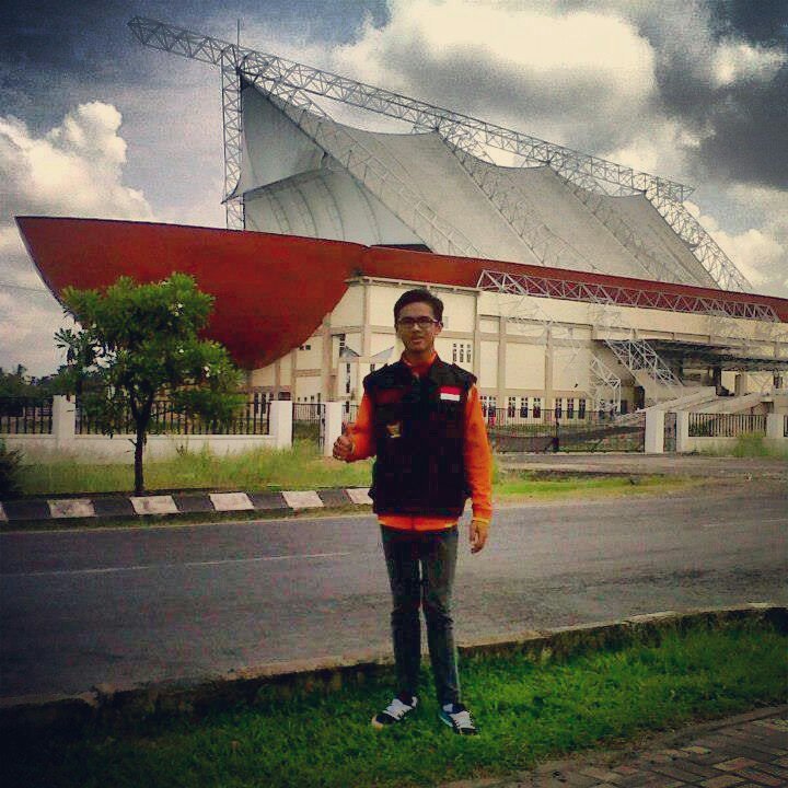 Fadjri24's profile picture. menyukai dunia bisnis