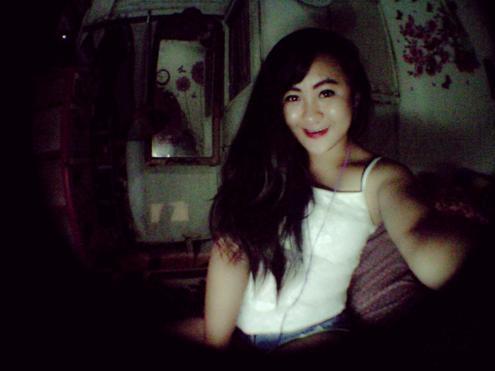 just want to love.
people who also love me.