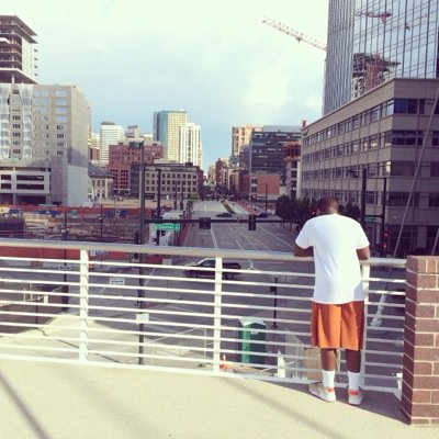 20. Artist. Chef. Into sneakers & vintage clothing.