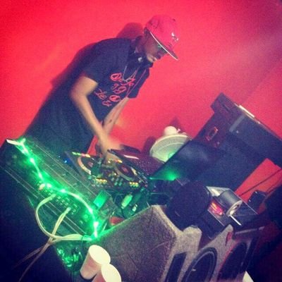 DeejayKG  Final Twitter!!! Bbm pin:273A8725.