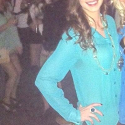 Louisiana born, Texas raised. Brunette. Always laughing. Sports fanatic. Christian. Med school is the goal. Saved by the grace of southern charm ❤️ Avi is me