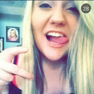 Follow Caitlynn Quick on here and vine @Caitlynn_Quick and on instagram @Mrs._Carterr_ and give her youtube channel a subscribe @Caitlynn Quick