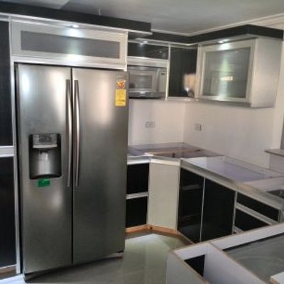 CarpinterÃa cjm on twitter: "cocina empotrada con accesorios en ... Cocinas con tope de granito negro