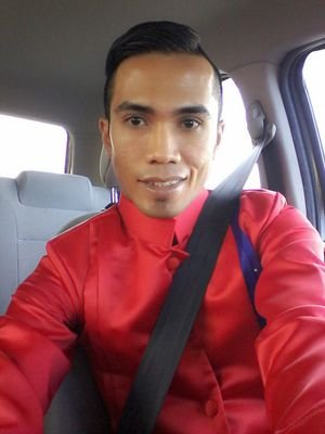 nallril's profile picture. 