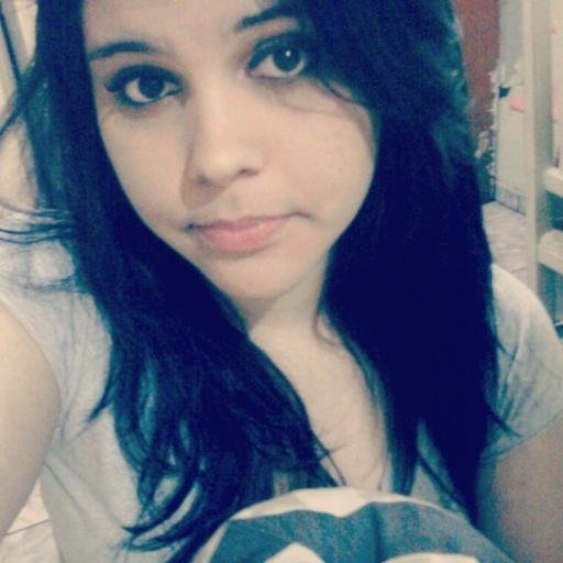 Sorria, mesmo sem motivos ! ☺ 

http://t.co/v7fZDobaLk