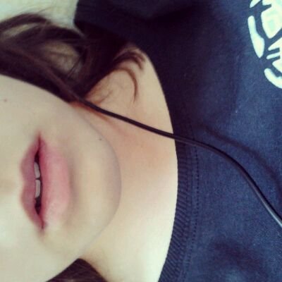 16 // girl // bands and band members // follow me »@czepizavr«