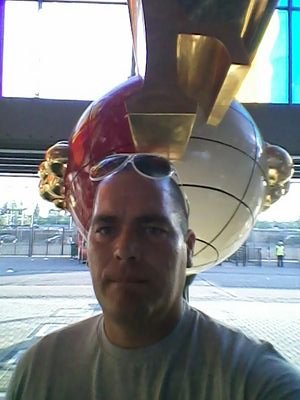 snel1972's profile picture. 