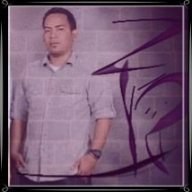 Hidup di dunia layaknya mencelupkan satu jari ke lautan
Pin 7CF5BB43