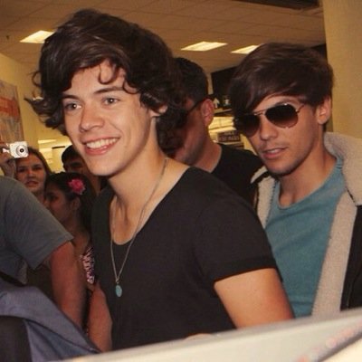 Follow @90NiallJ , ily.