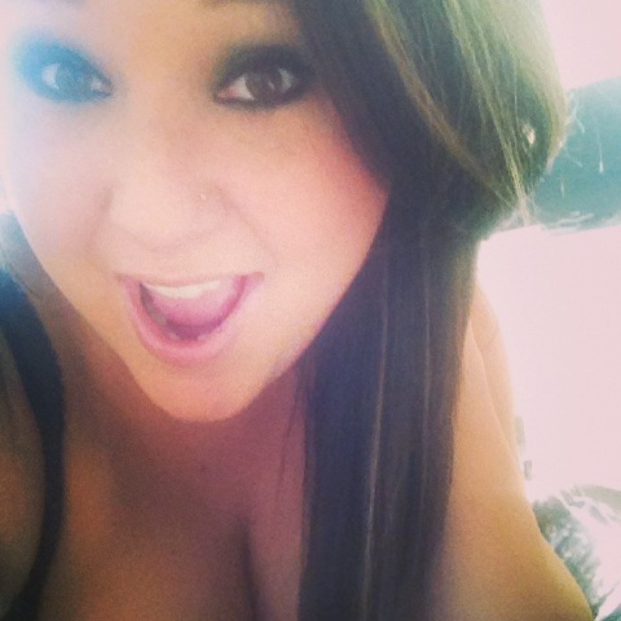 Hate me or love me, idc either way your thinking of me