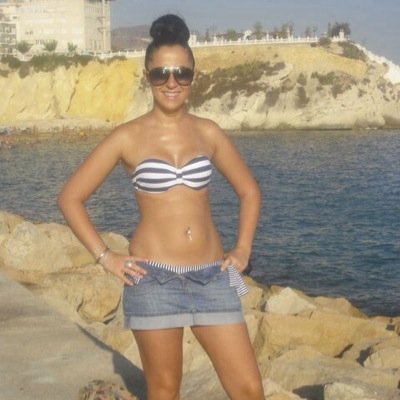 carmenr30061990's profile picture. 