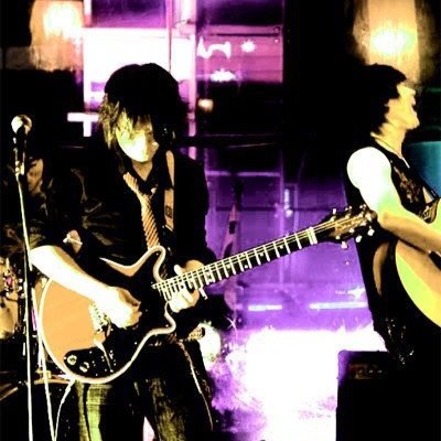 보헤미안PJ 뮤직펍(신촌) 대표, 한국 퀸 팬클럽 Queen Forever(퀸 포에버) 회장, 재즈동호회 재즈속으로 운영자. 음악, 영화, 공연, 술 매니아